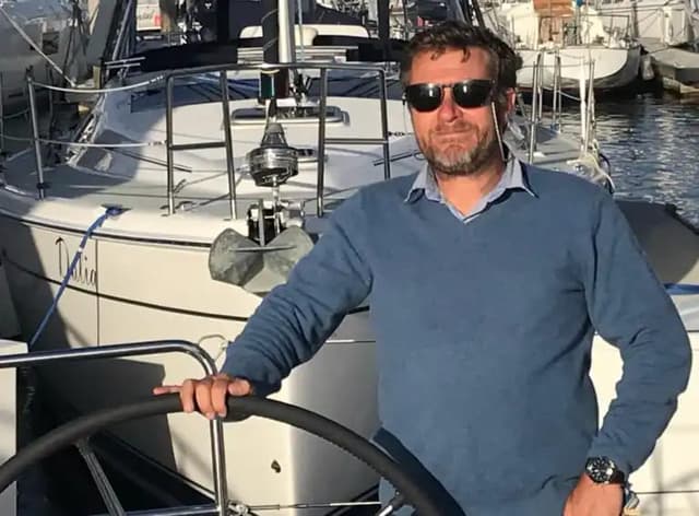 Charles-Etienne (Charles) Devanneaux profile picture Charles-Etienne (Charles) Devanneaux profile picture