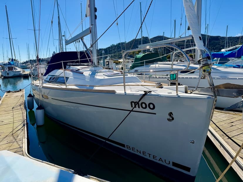 2014 Oceanis 31 Moo