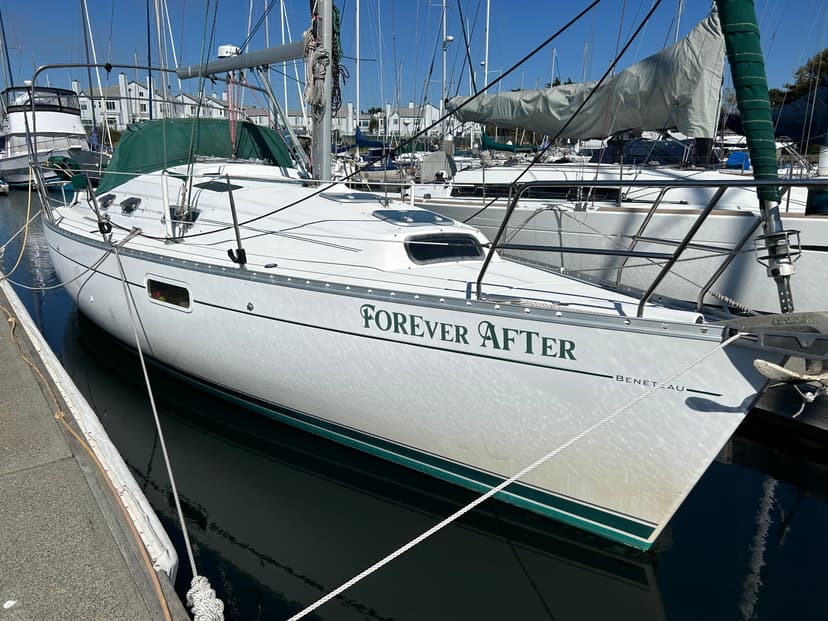 2000 Beneteau 321