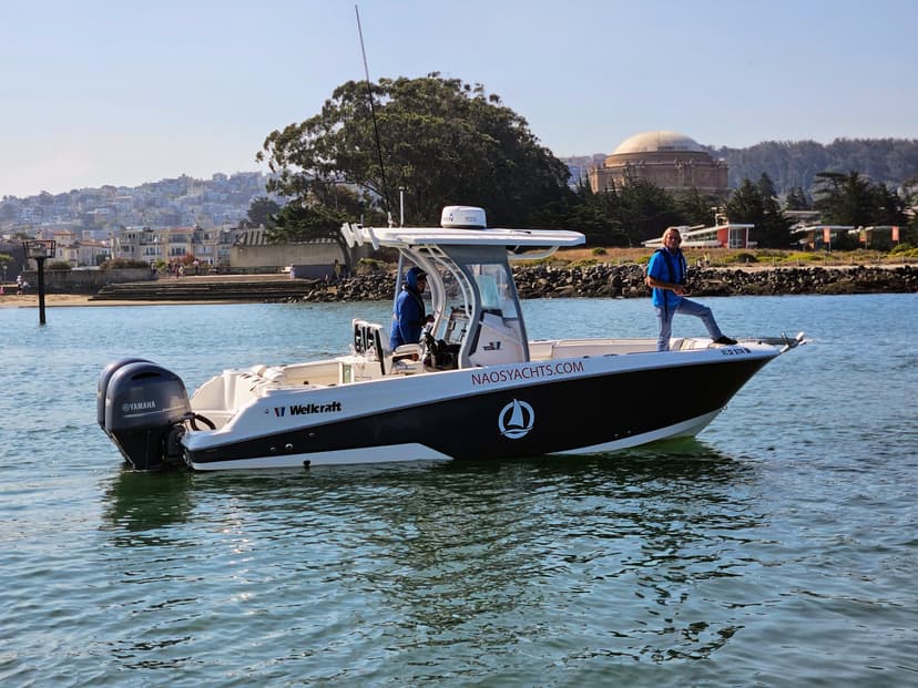 2019 Wellcraft 242 with twin engines Yamaha 150hp