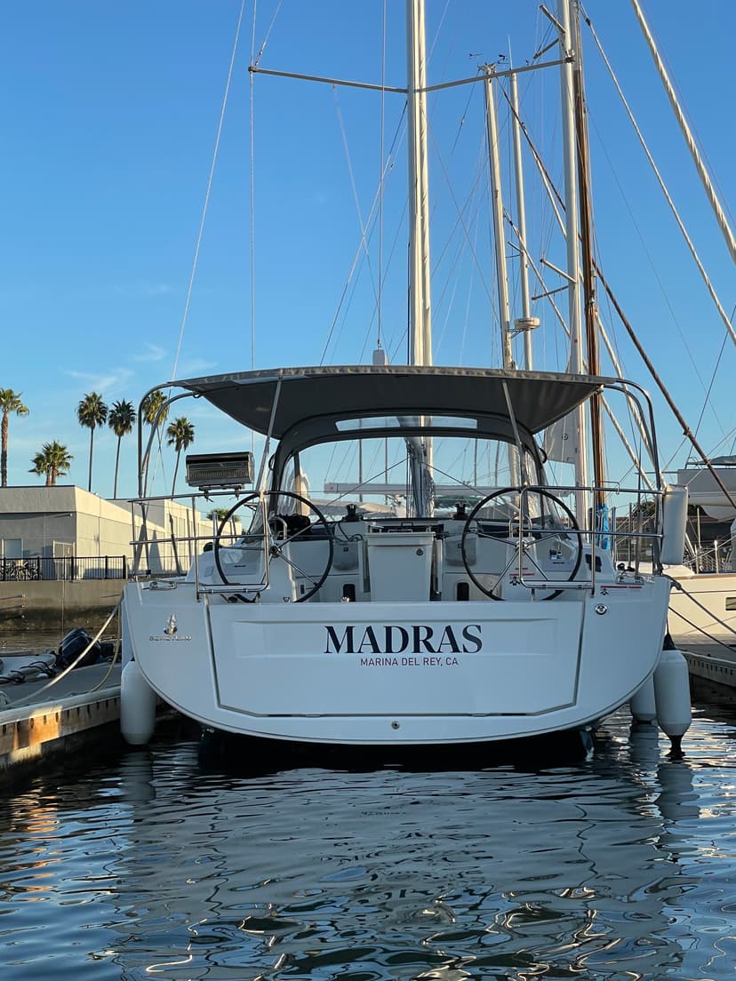 2022 OCEANIS 40.1 "MADRAS"