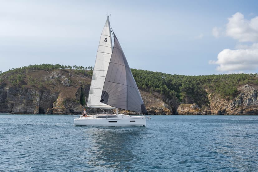 the new BENETEAU OCEANIS 37.1